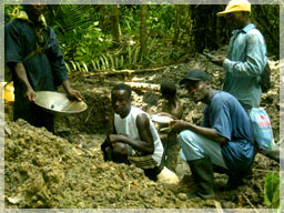 Alluvial miners / Kanyala