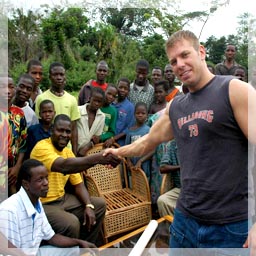Michael Lindstrom warmly welcomed in Liberia villages 2004